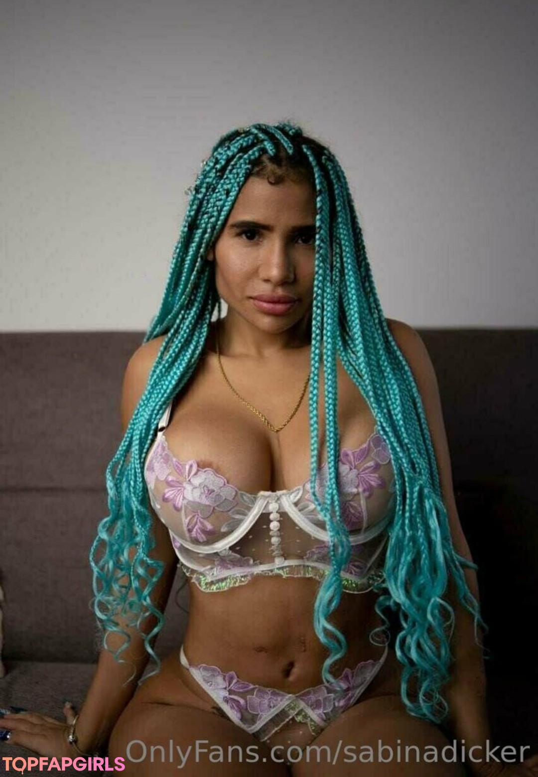 Foto desnuda filtrada de OnlyFans de Sabinadicker #360 Foto desnuda filtrada de OnlyFans de Sabinadicker #360