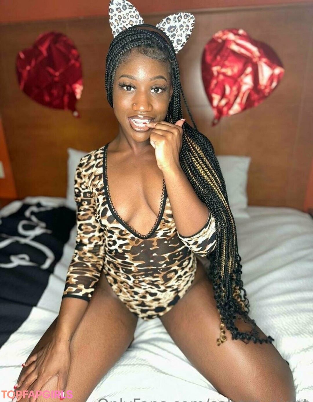 Foto desnuda filtrada de OnlyFans de Saharanight #3 Foto desnuda filtrada de OnlyFans de Saharanight #3