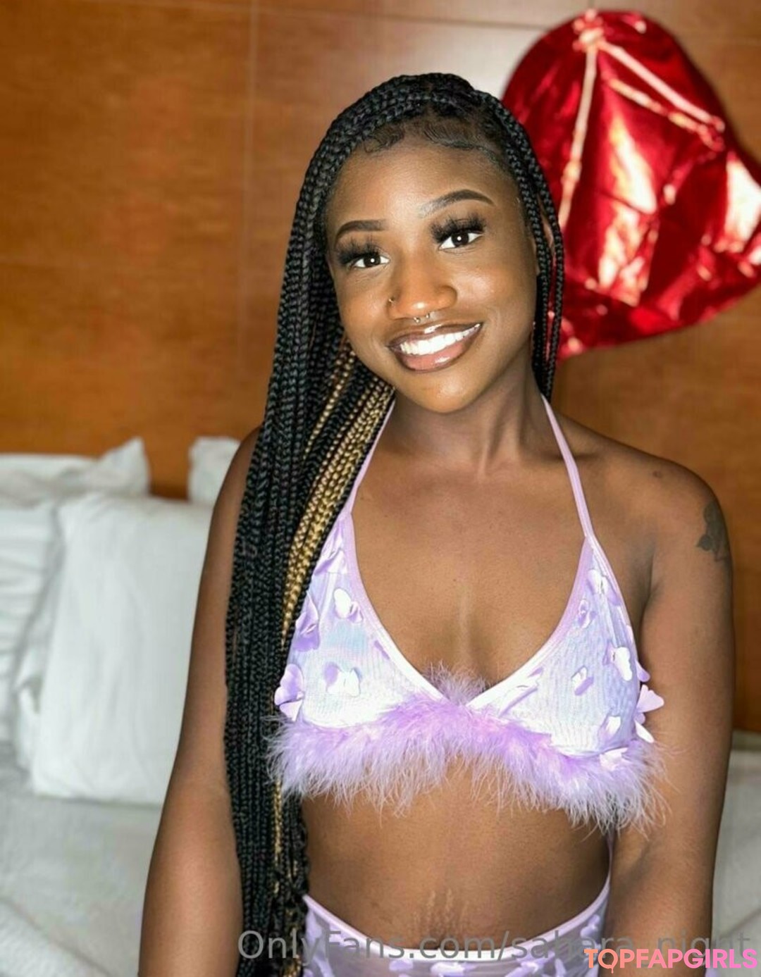 Foto desnuda filtrada de OnlyFans de Saharanight #5 Foto desnuda filtrada de OnlyFans de Saharanight #5