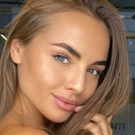 Foto desnuda filtrada de OnlyFans de Dasha Pogadaeva