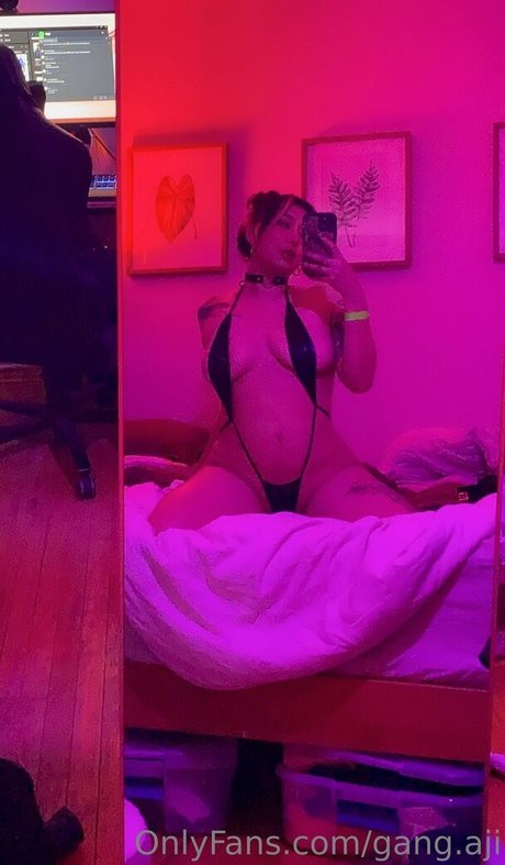 Foto desnuda filtrada de OnlyFans de Gangaji