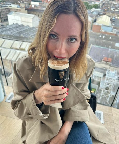 Leslie Mann