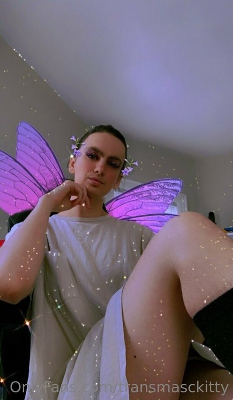 Foto desnuda filtrada de OnlyFans de Transmasckitty