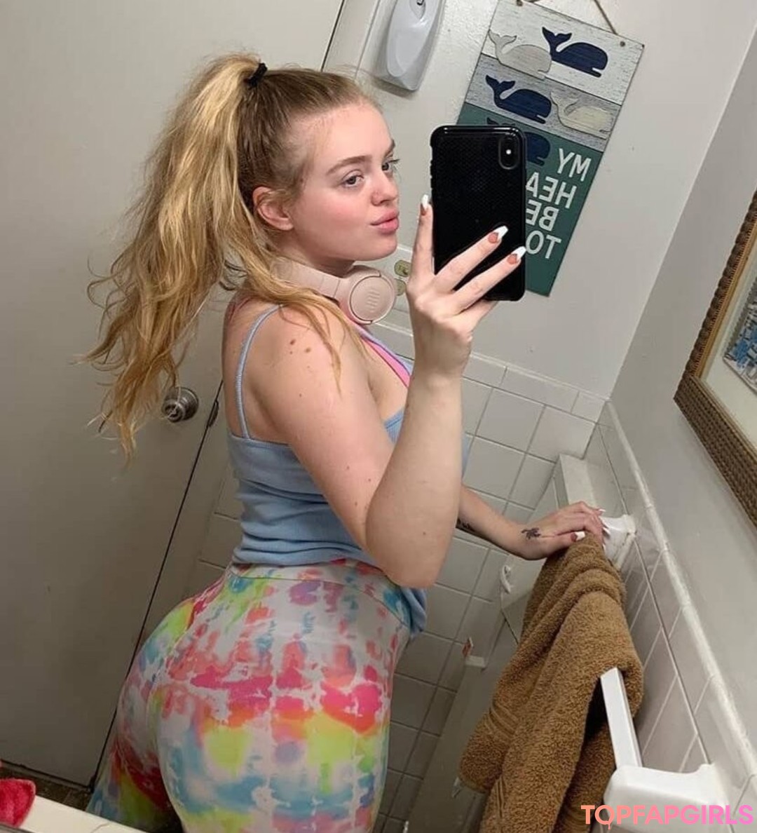 Foto desnuda filtrada de OnlyFans de Playwithtayyy #195 Foto desnuda filtrada de OnlyFans de Playwithtayyy #195