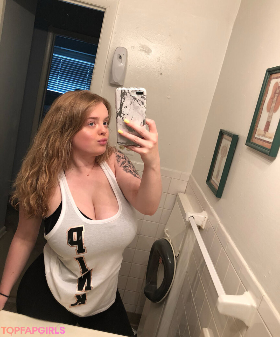 Foto desnuda filtrada de OnlyFans de Playwithtayyy #263 Foto desnuda filtrada de OnlyFans de Playwithtayyy #263