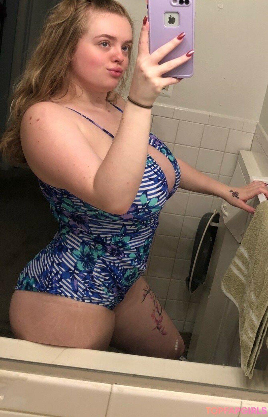 Foto desnuda filtrada de OnlyFans de Playwithtayyy #266 Foto desnuda filtrada de OnlyFans de Playwithtayyy #266