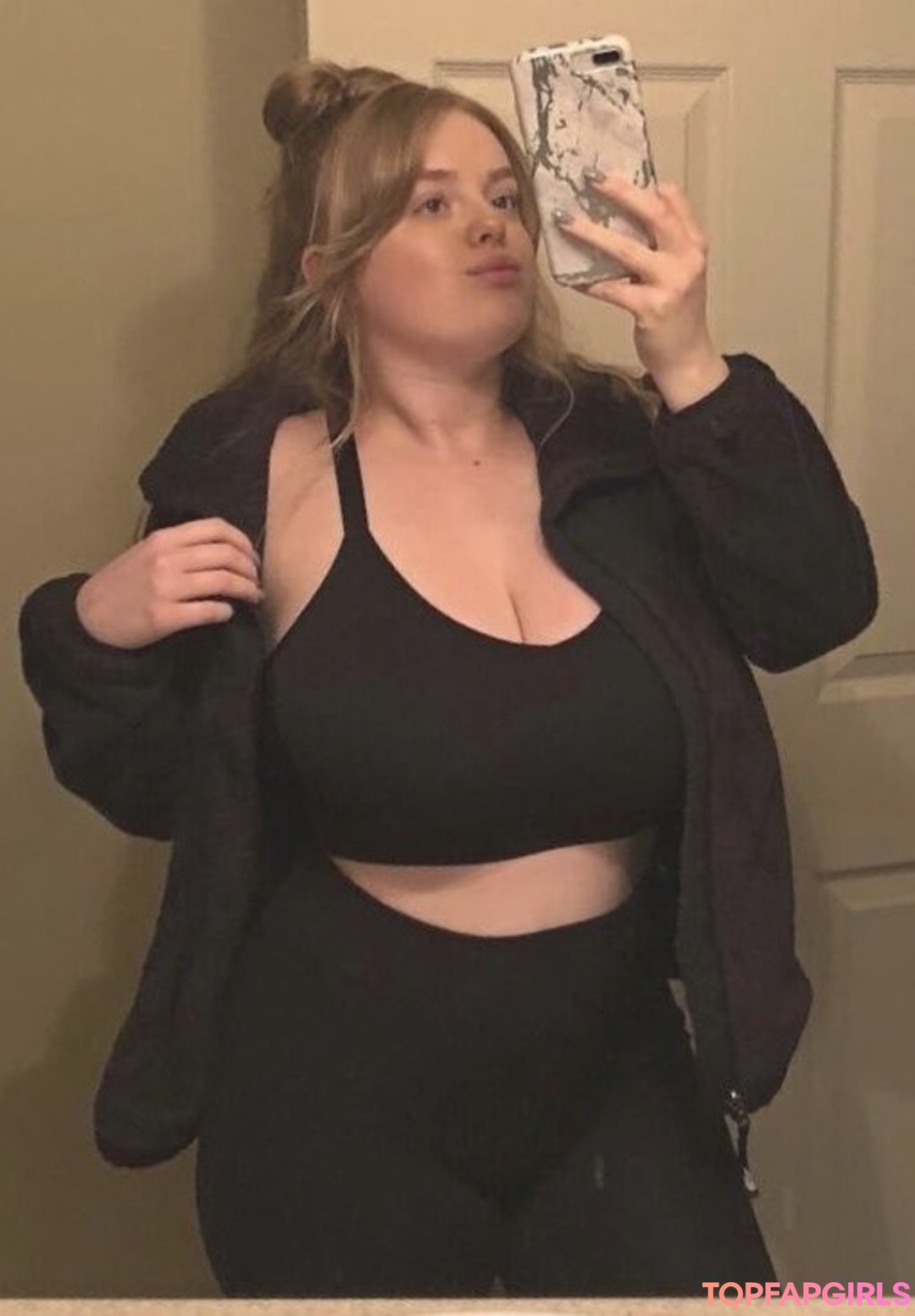 Foto desnuda filtrada de OnlyFans de Playwithtayyy #327 Foto desnuda filtrada de OnlyFans de Playwithtayyy #327