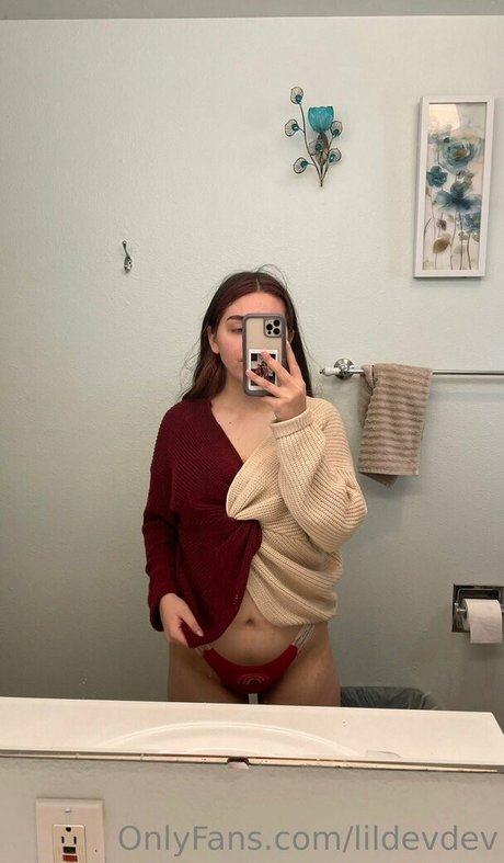 Foto desnuda filtrada de OnlyFans de Lildevdev