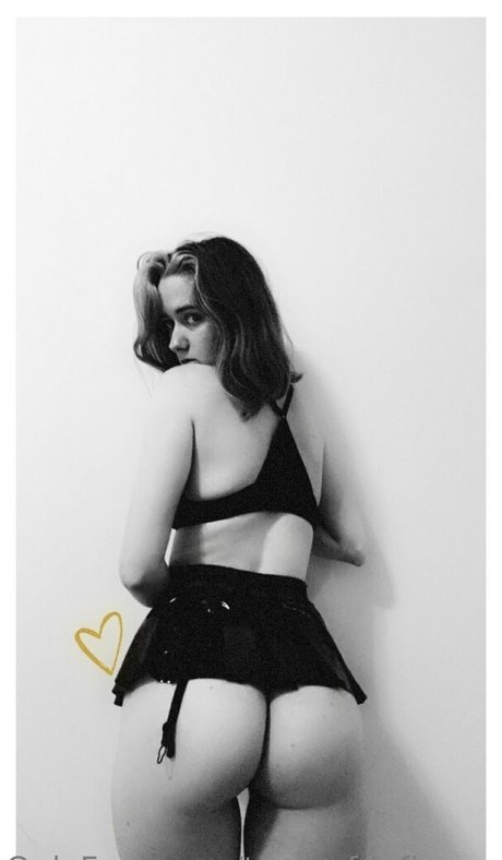 Foto desnuda filtrada de OnlyFans de Torchofdefiance