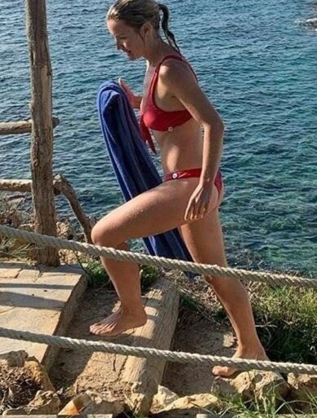 Helen Skelton