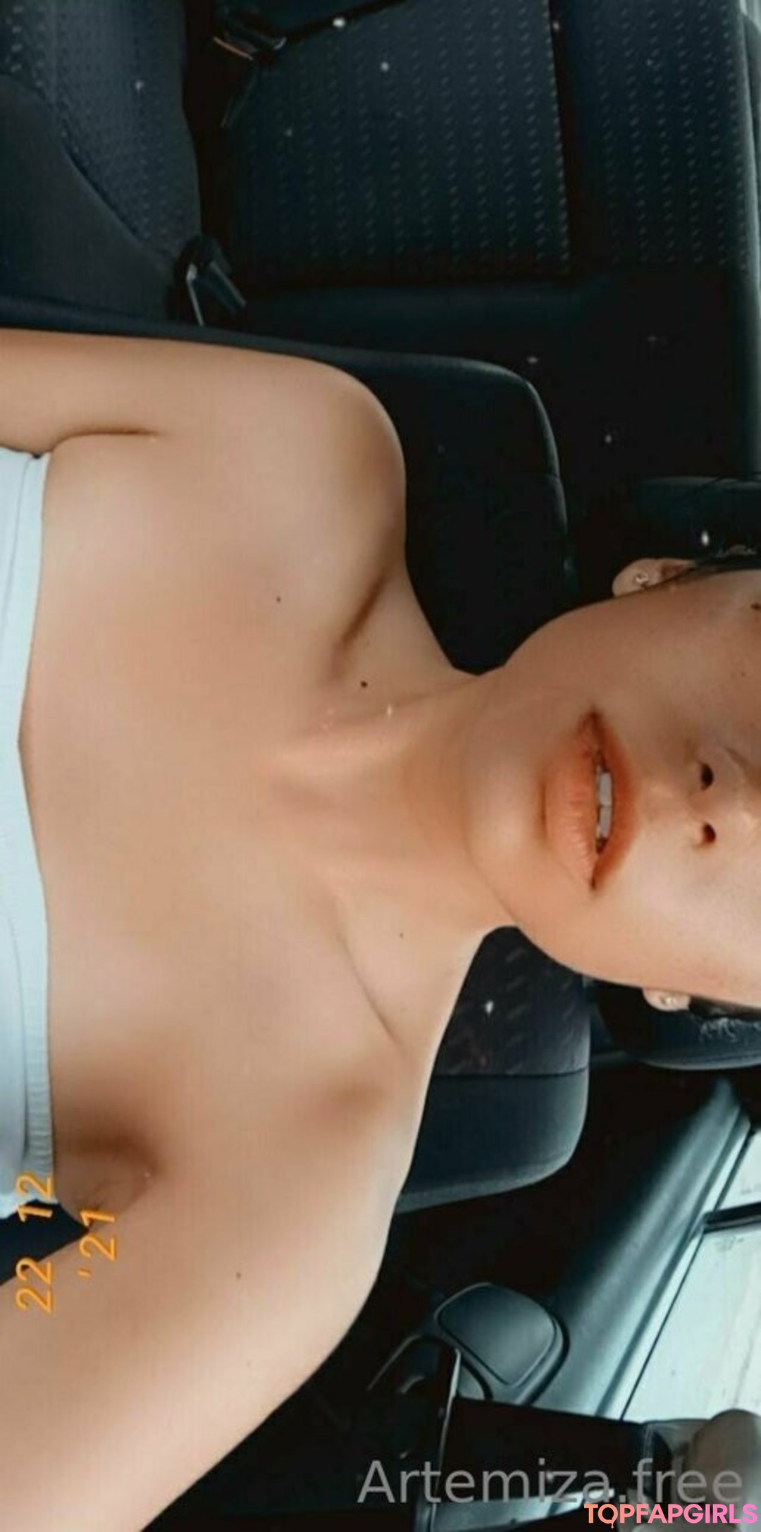 Foto desnuda filtrada de OnlyFans de Artemizafree #21 Foto desnuda filtrada de OnlyFans de Artemizafree #21