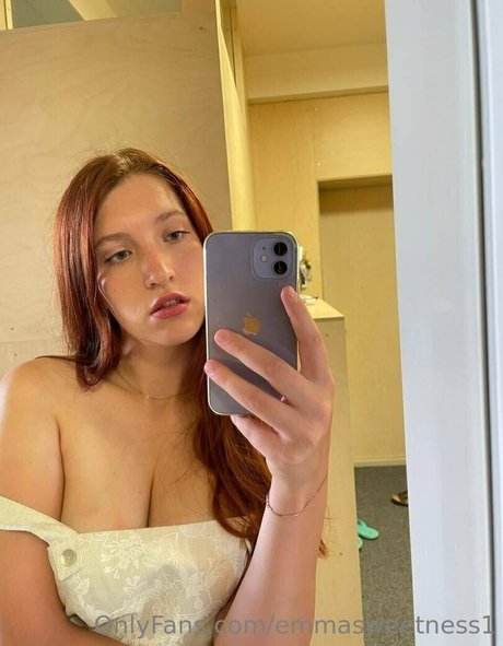 Foto desnuda filtrada de OnlyFans de Emmasweetness1
