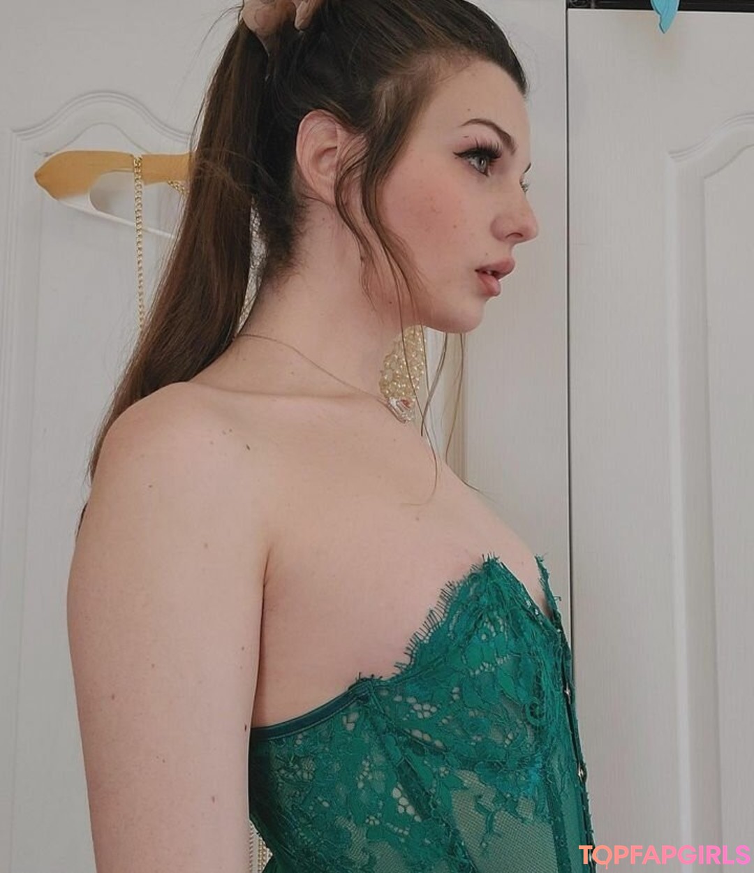 Foto desnuda filtrada de OnlyFans de Mermaidhimeprincess #172 Foto desnuda filtrada de OnlyFans de Mermaidhimeprincess #172