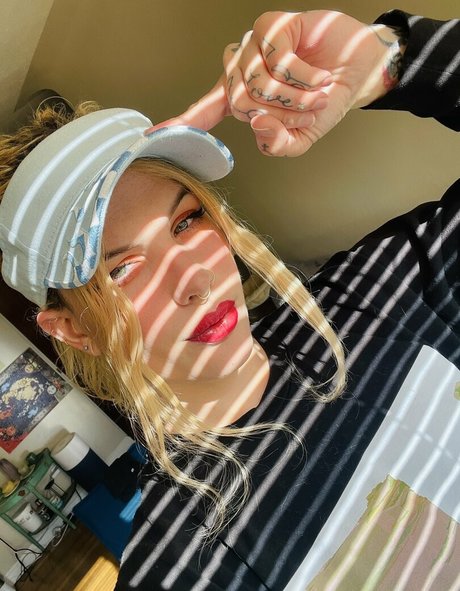 Lilkittyjadee