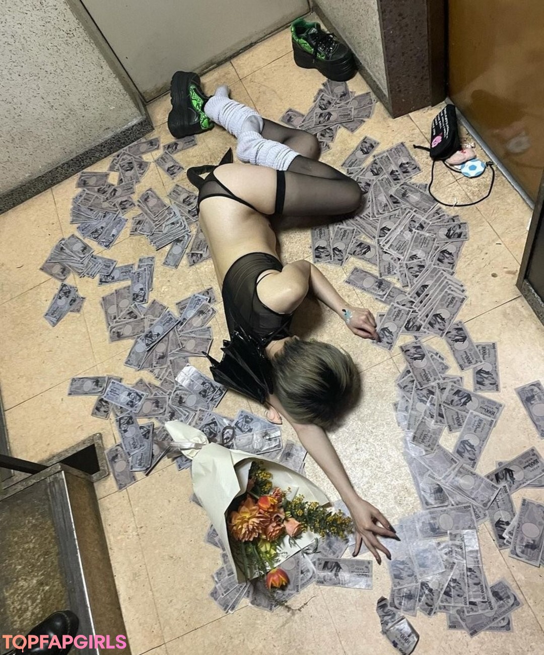 Foto desnuda filtrada de OnlyFans de Mokumokufree #18 Foto desnuda filtrada de OnlyFans de Mokumokufree #18