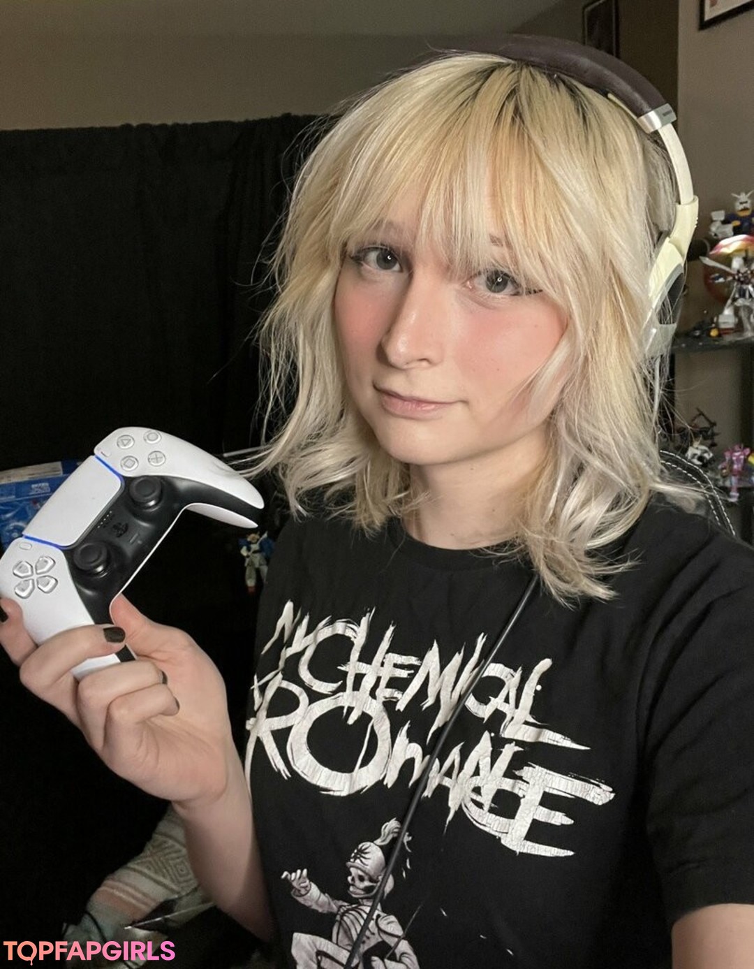 Foto desnuda filtrada de OnlyFans de Rosewaltzex #1 Foto desnuda filtrada de OnlyFans de Rosewaltzex #1