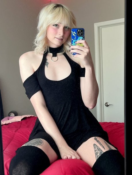Rosewaltzex