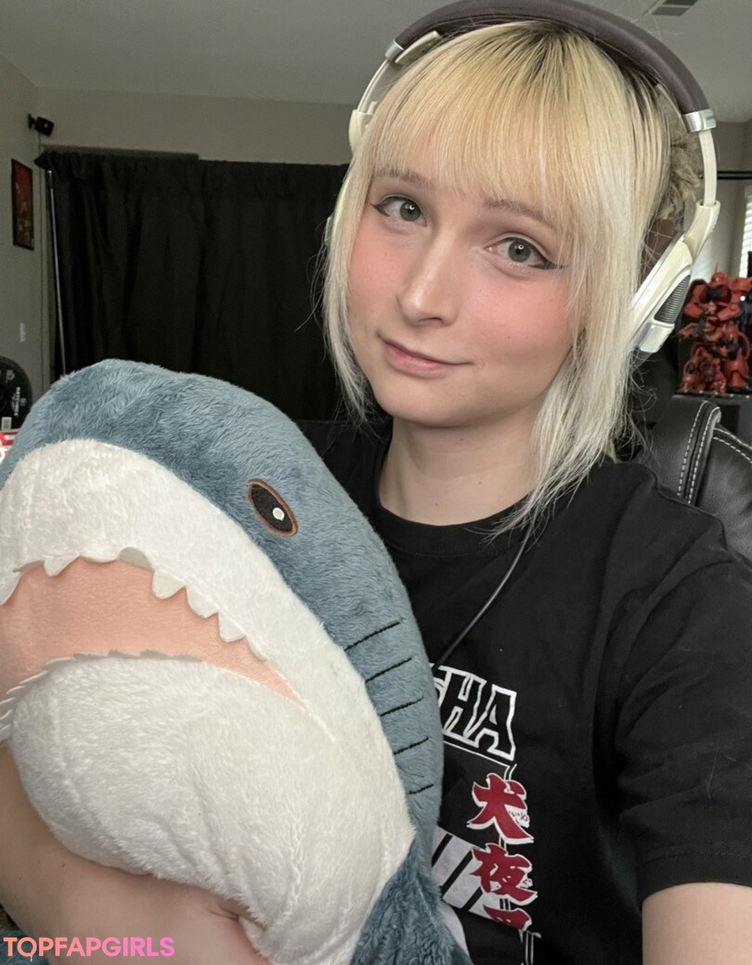 Foto desnuda filtrada de OnlyFans de Rosewaltzex #28 Foto desnuda filtrada de OnlyFans de Rosewaltzex #28