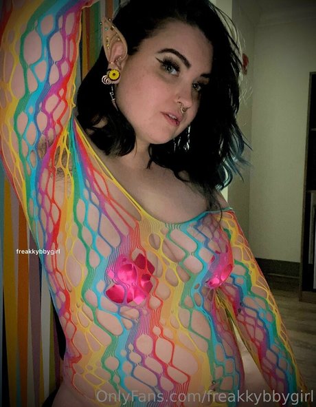 Freakkybbygirl