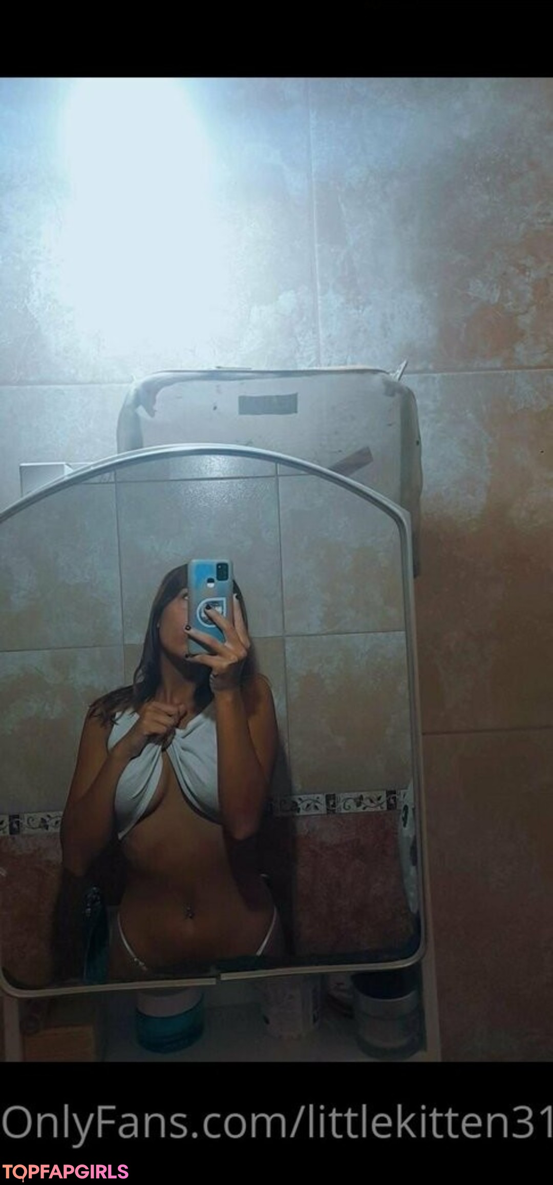 Foto desnuda filtrada de OnlyFans de Littlekitten31 #16 Foto desnuda filtrada de OnlyFans de Littlekitten31 #16