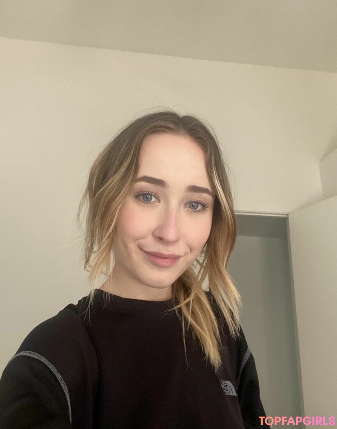 Foto desnuda filtrada de OnlyFans de Skylar Sapphyre #27 Foto desnuda filtrada de OnlyFans de Skylar Sapphyre #27