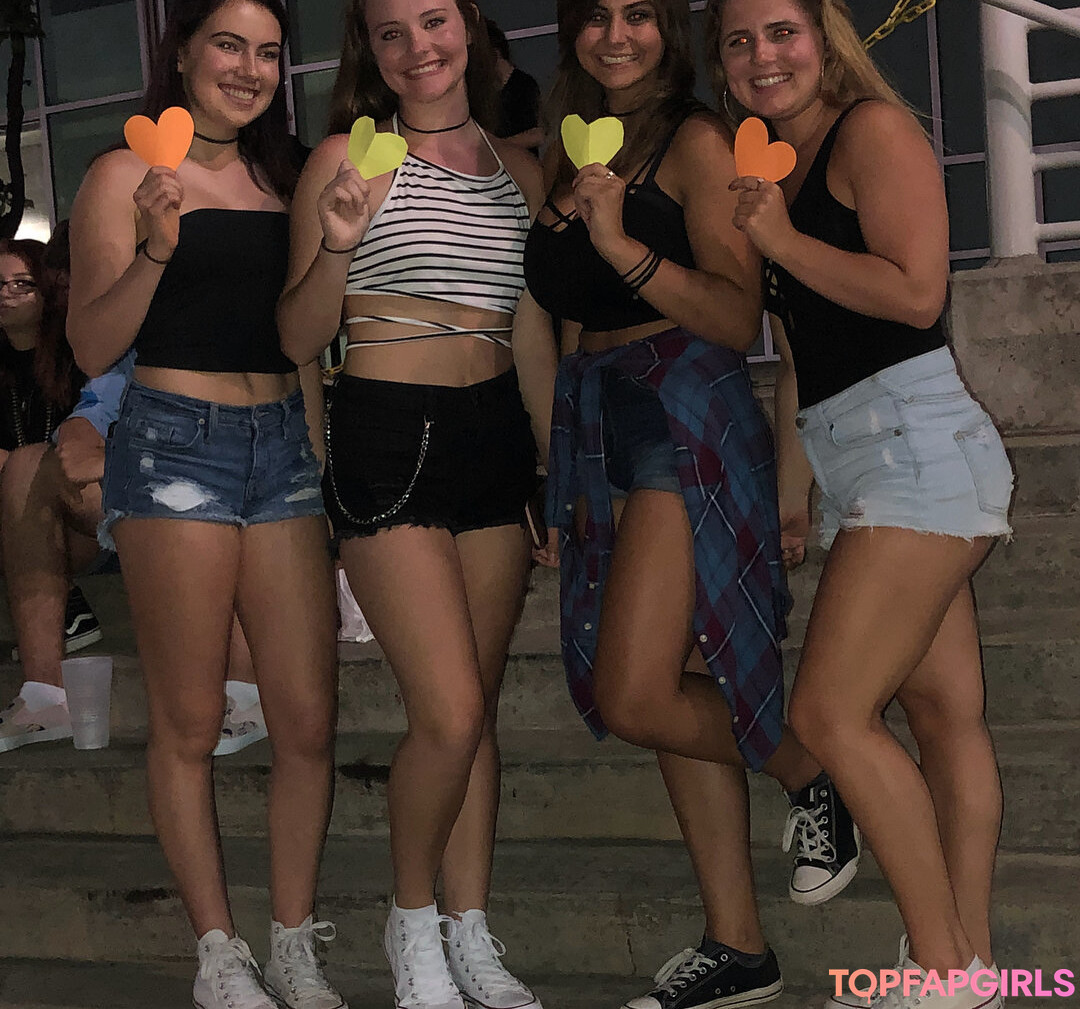 Foto desnuda filtrada de OnlyFans de Caroline Casbon #141 Foto desnuda filtrada de OnlyFans de Caroline Casbon #141