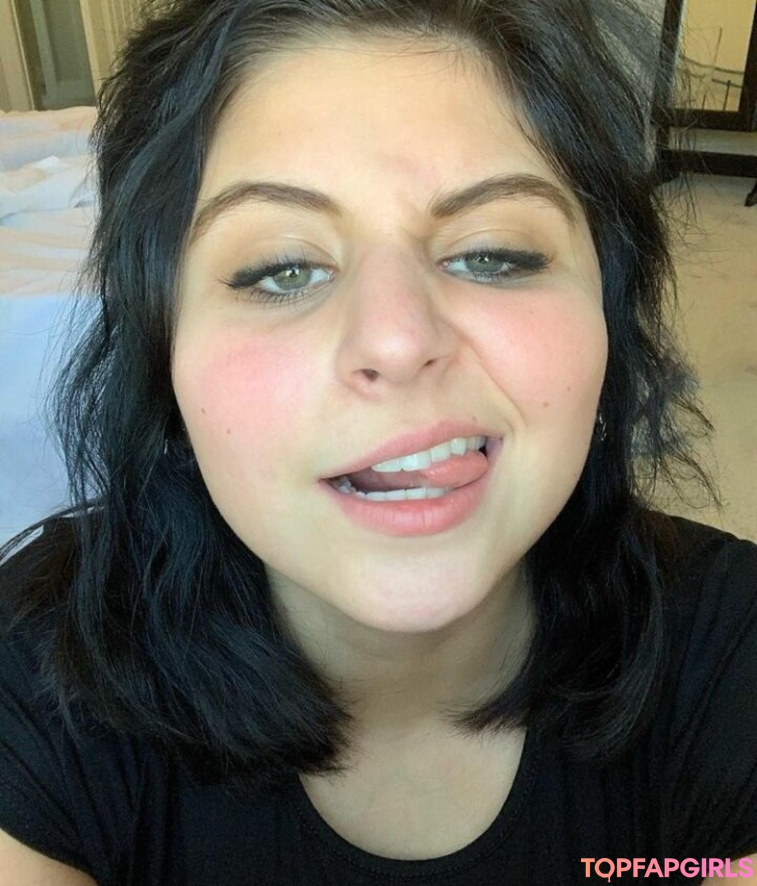 Foto desnuda filtrada de OnlyFans de Caroline Casbon #299 Foto desnuda filtrada de OnlyFans de Caroline Casbon #299