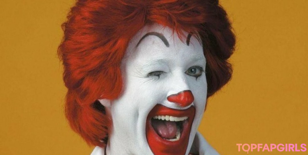 Foto desnuda filtrada de OnlyFans de Caroline Casbon #302 Foto desnuda filtrada de OnlyFans de Caroline Casbon #302