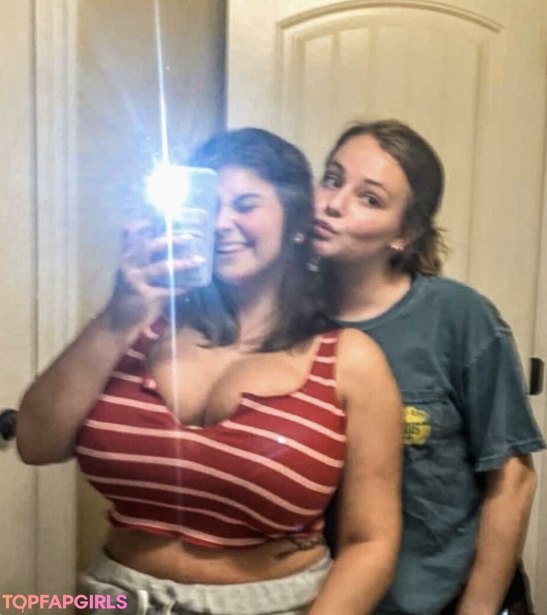 Foto desnuda filtrada de OnlyFans de Caroline Casbon #314 Foto desnuda filtrada de OnlyFans de Caroline Casbon #314