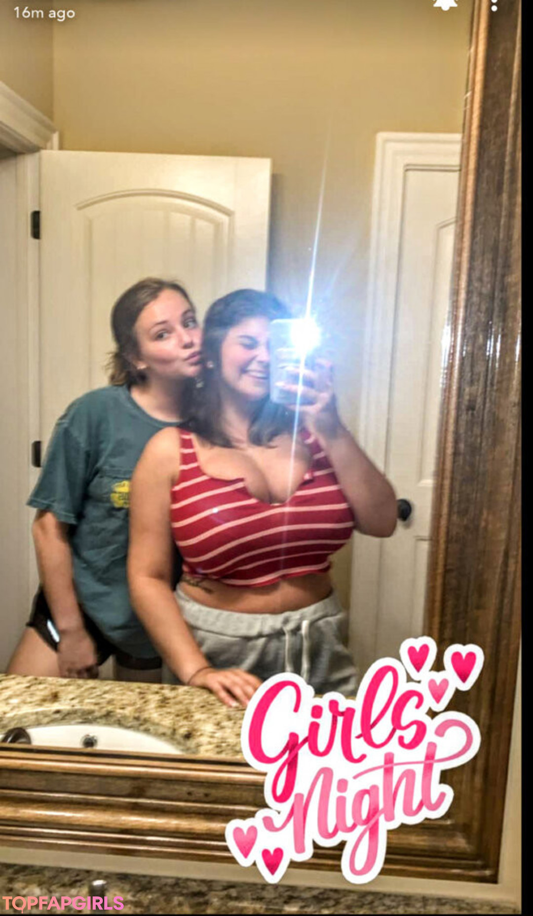 Foto desnuda filtrada de OnlyFans de Caroline Casbon #95 Foto desnuda filtrada de OnlyFans de Caroline Casbon #95