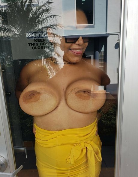 Foto desnuda filtrada de OnlyFans de Thickprsoles
