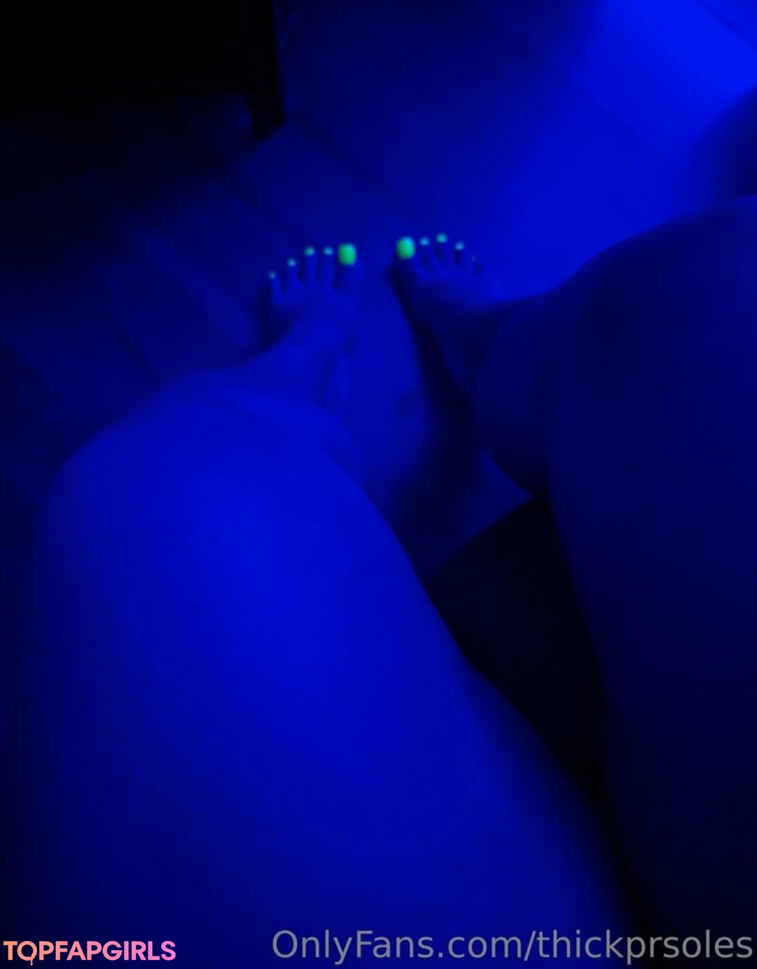 Foto desnuda filtrada de OnlyFans de Thickprsoles #373 Foto desnuda filtrada de OnlyFans de Thickprsoles #373