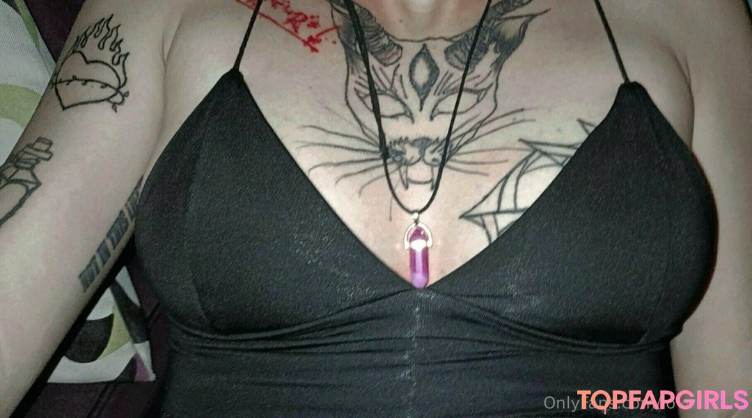 Foto desnuda filtrada de OnlyFans de Loveaxlgnr #14 Foto desnuda filtrada de OnlyFans de Loveaxlgnr #14