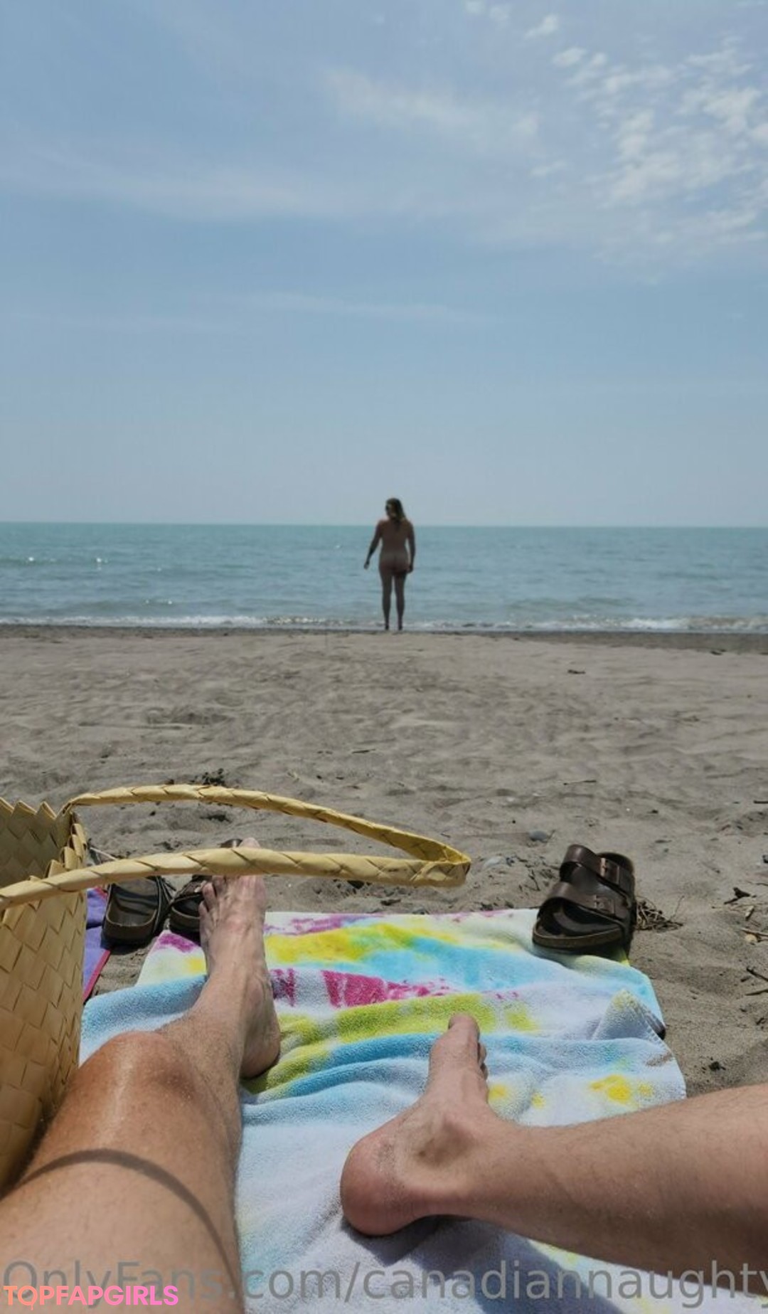 Foto desnuda filtrada de OnlyFans de Canadiannaughtyneighbour #94 Foto desnuda filtrada de OnlyFans de Canadiannaughtyneighbour #94