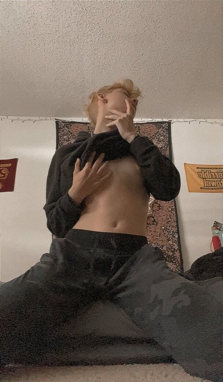Foto desnuda filtrada de OnlyFans de Dannygaypuppy