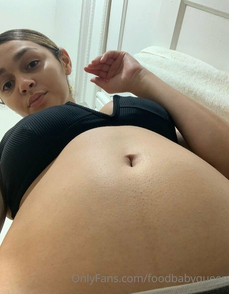 Foto desnuda filtrada de OnlyFans de Foodbabyqueen