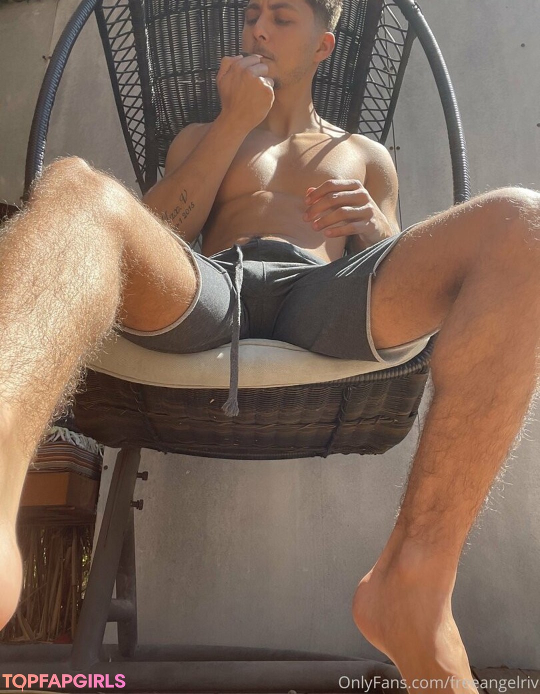 Foto desnuda filtrada de OnlyFans de Freeangelriv #59 Foto desnuda filtrada de OnlyFans de Freeangelriv #59