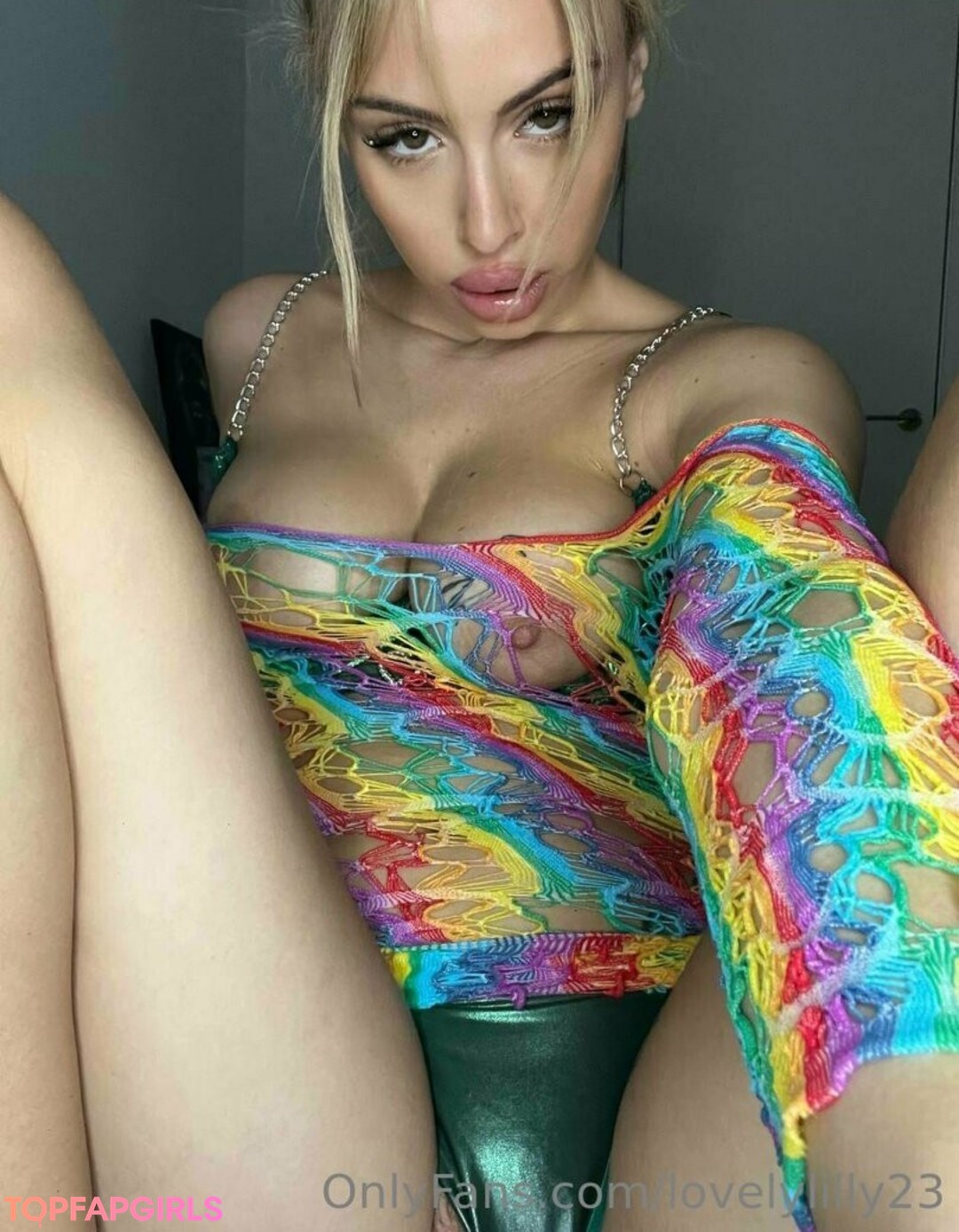 Foto desnuda filtrada de OnlyFans de Lovelylilly23 #447 Foto desnuda filtrada de OnlyFans de Lovelylilly23 #447