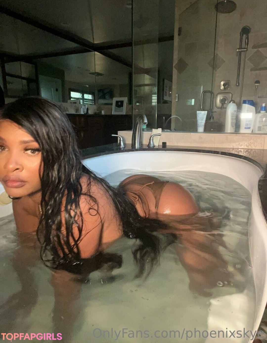 Foto desnuda filtrada de OnlyFans de Phoenixskye #176 Foto desnuda filtrada de OnlyFans de Phoenixskye #176