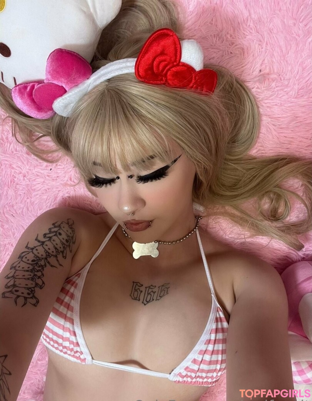 Foto desnuda filtrada de OnlyFans de Strawberrywolfgirl #21 Foto desnuda filtrada de OnlyFans de Strawberrywolfgirl #21