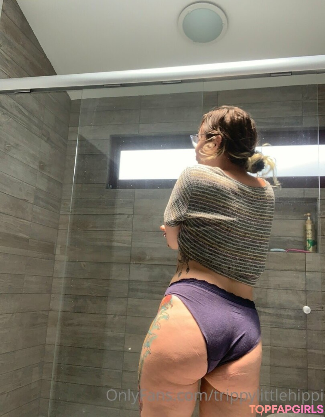 Foto desnuda filtrada de OnlyFans de Trippylittlehippi #95 Foto desnuda filtrada de OnlyFans de Trippylittlehippi #95