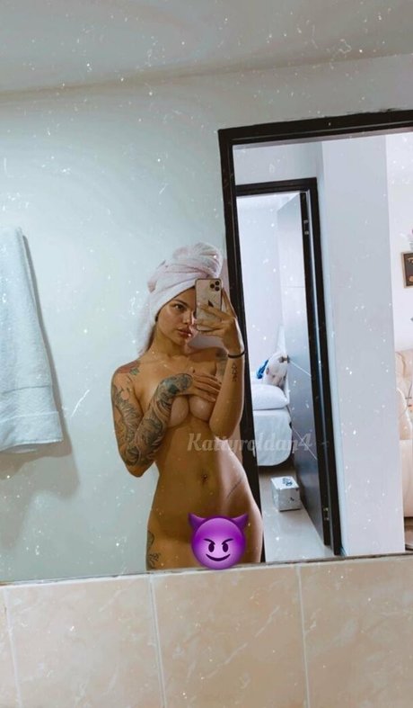 Foto desnuda filtrada de OnlyFans de Kattyroldan4
