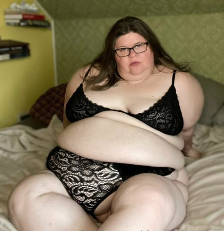 Shegoesdownfree