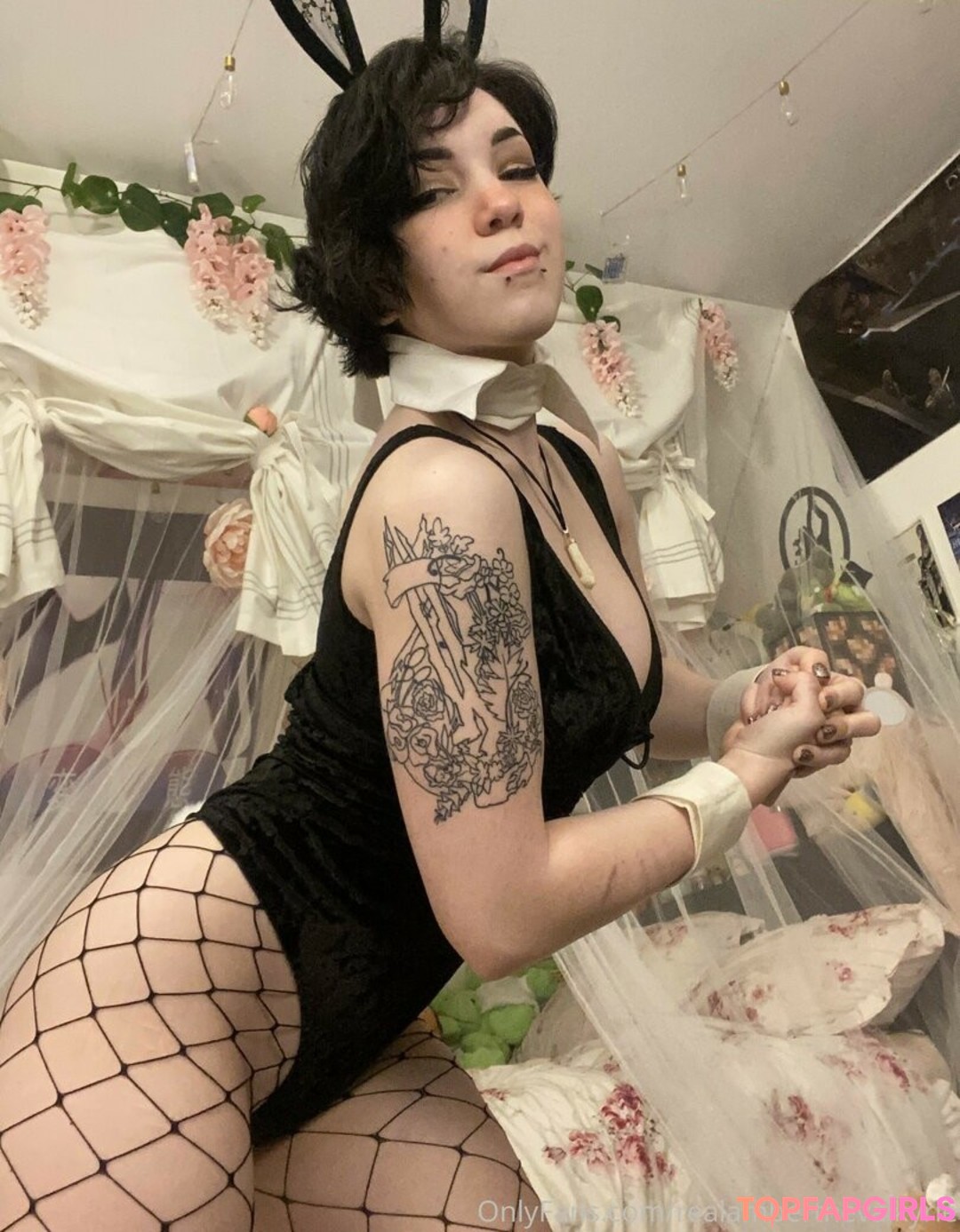 Foto desnuda filtrada de OnlyFans de Amberthevalkyrie #117 Foto desnuda filtrada de OnlyFans de Amberthevalkyrie #117