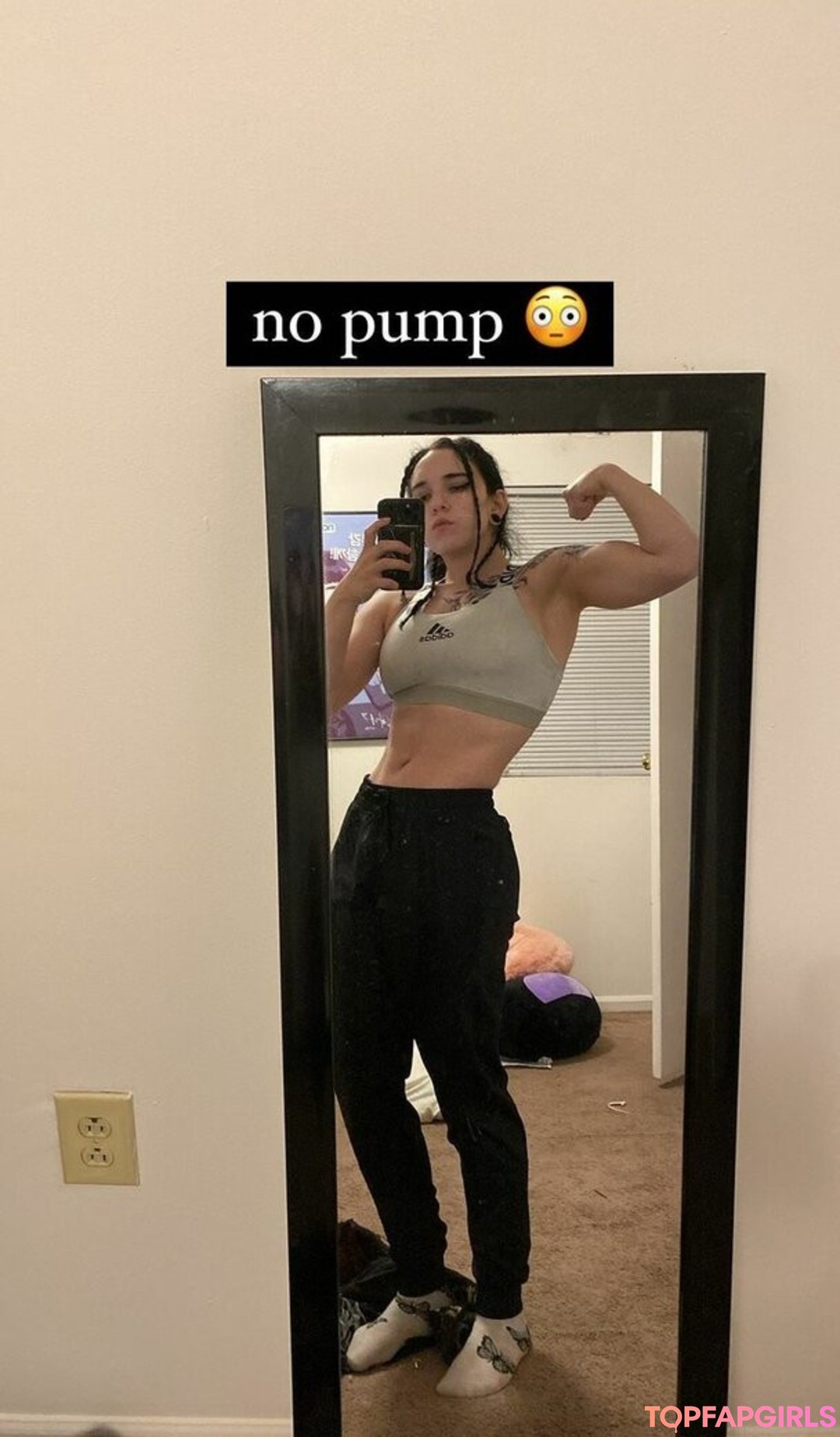 Foto desnuda filtrada de OnlyFans de Amberthevalkyrie #348 Foto desnuda filtrada de OnlyFans de Amberthevalkyrie #348