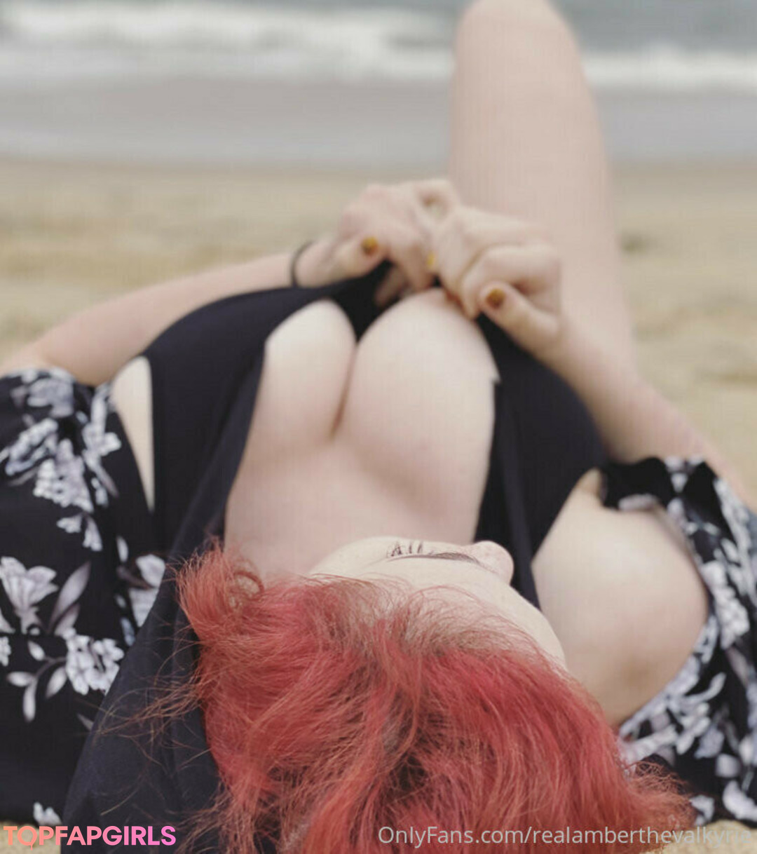 Foto desnuda filtrada de OnlyFans de Amberthevalkyrie #41 Foto desnuda filtrada de OnlyFans de Amberthevalkyrie #41