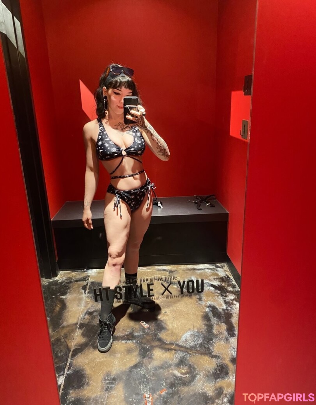 Foto desnuda filtrada de OnlyFans de Amberthevalkyrie #452 Foto desnuda filtrada de OnlyFans de Amberthevalkyrie #452