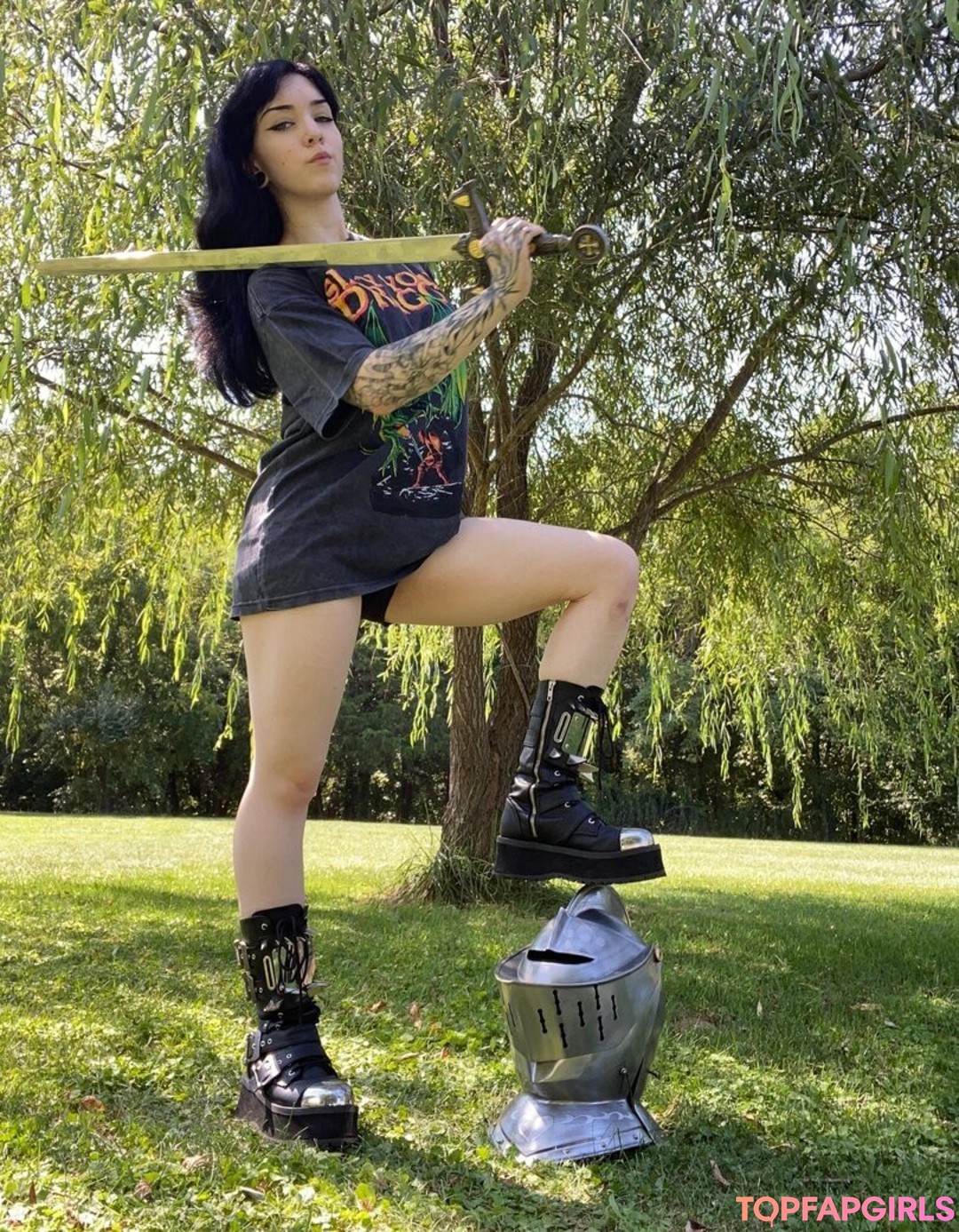 Foto desnuda filtrada de OnlyFans de Amberthevalkyrie #487 Foto desnuda filtrada de OnlyFans de Amberthevalkyrie #487