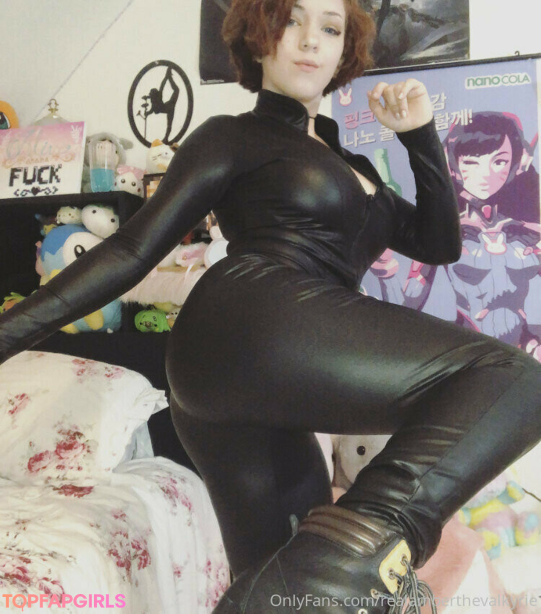 Foto desnuda filtrada de OnlyFans de Amberthevalkyrie #72 Foto desnuda filtrada de OnlyFans de Amberthevalkyrie #72