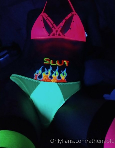 Foto desnuda filtrada de OnlyFans de Athenablu